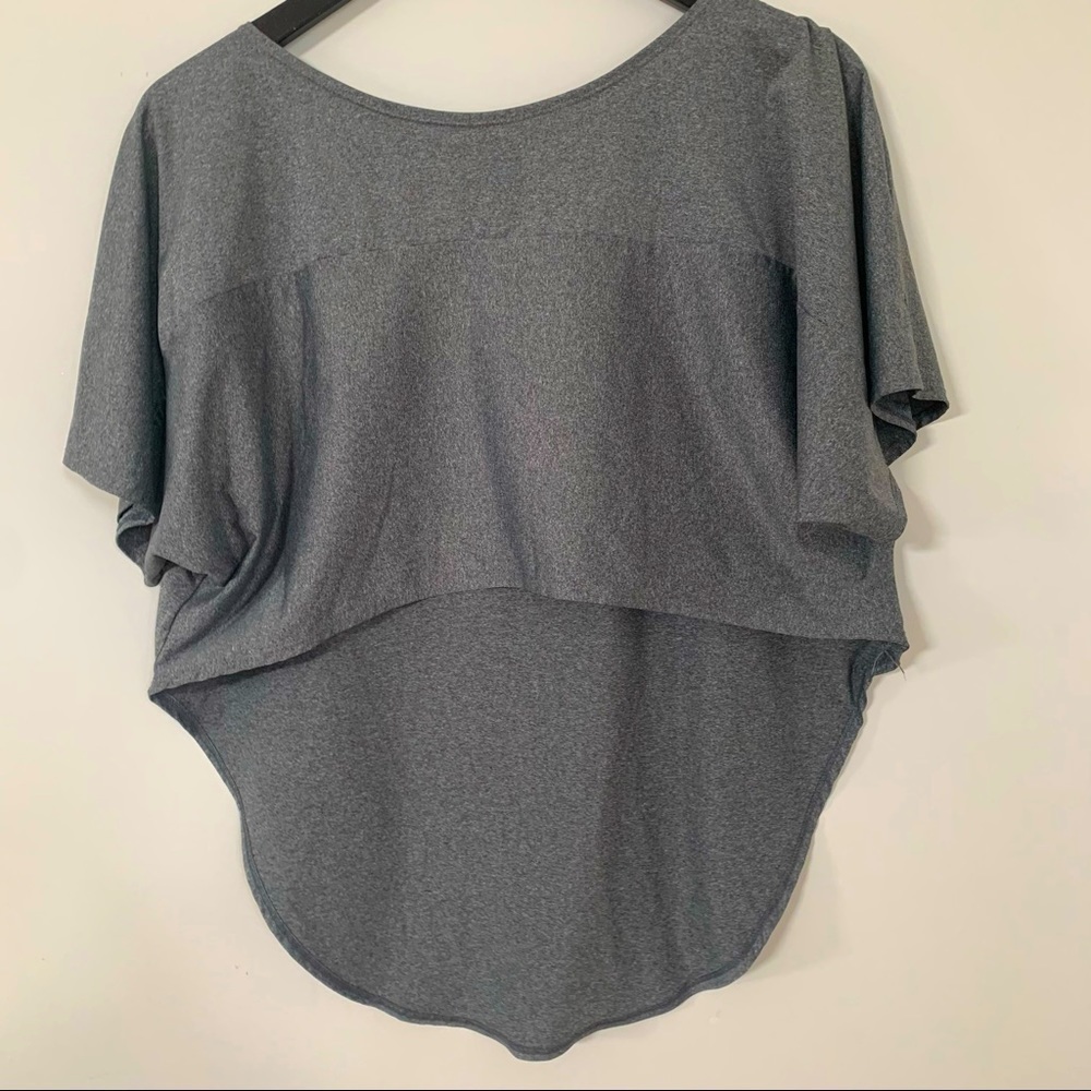 WOMEN LONG BACK CROP TOP SIZE S